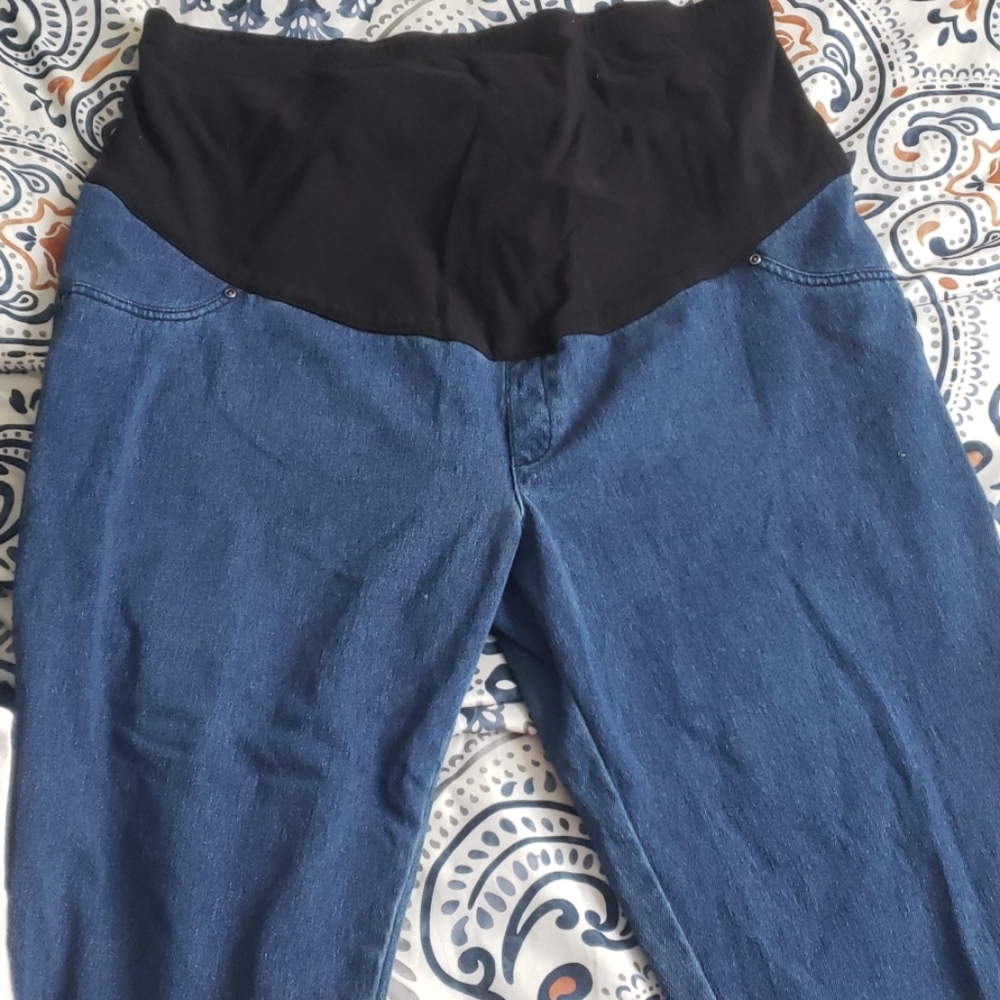 Maternity jeggings